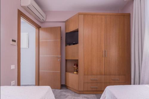 Dionysos Hotel - image 2