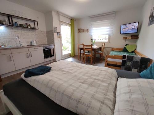 FeWo Clemens - Wohnküche + 2 Schlafräume + Bad + Terrasse, Hamm (zdjęcie 7)
