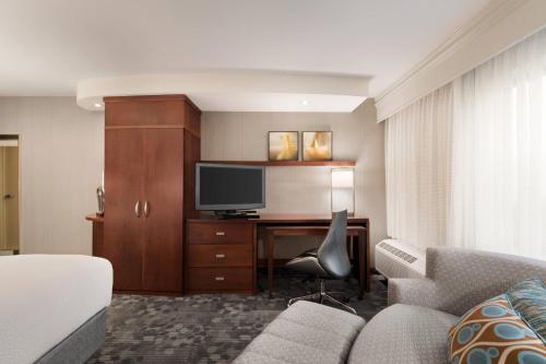 Courtyard by Marriott Potomac Mills Woodbridge