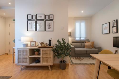 Fee4Me. Elegant flat a few minutes from Atocha., Мадрид (фото 8)