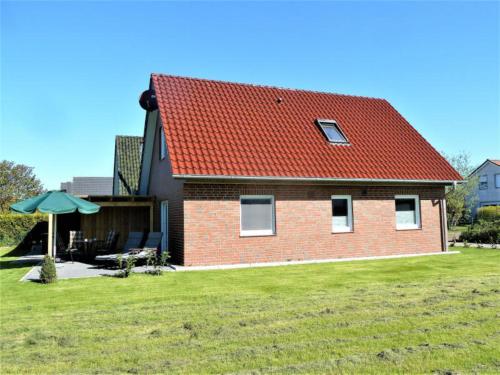 Haus am Wasser in Wurster Nordseeküste, Deutschland