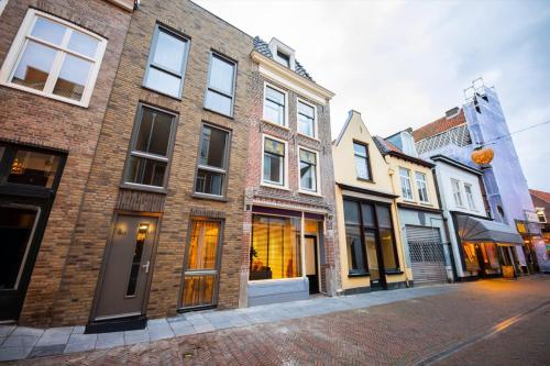 Divine 50m2 Apartment - WE39D in Tiel
