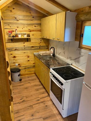 keuken, Vikendica Milošević (Vikendica Milosevic) in Bukovik