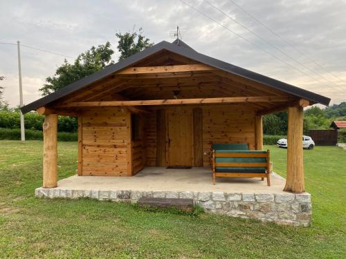 Vikendica Milošević (Vikendica Milosevic) in Bukovik