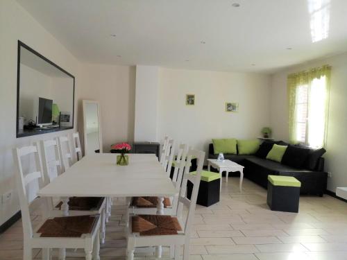 Iekārtas, La maison au bord du lac in Mareuil-sur-Lay-Dissais