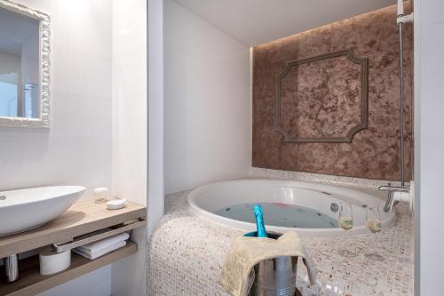 Hotel Cavtat - image 5