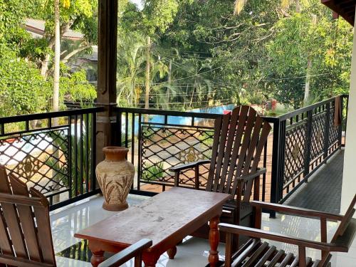 Montana Rest Apartments in Anuradhapura