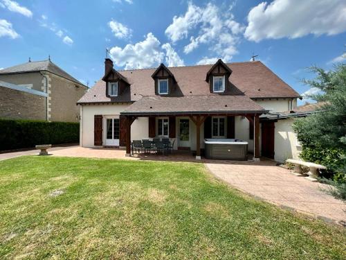 Gîte La Bourrelière - Spa Salle de jeux Barbecue Beauval