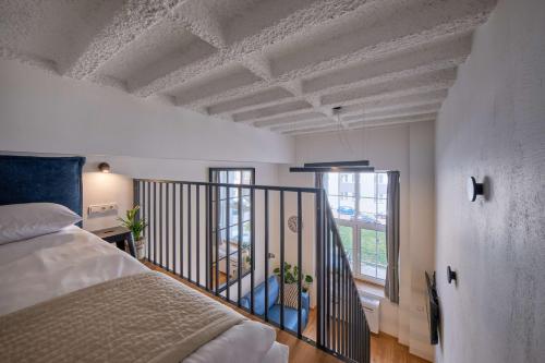 One-Bedroom Apartment image 10