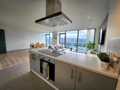 Létesítmények, Pass the Keys Stunning Penthouse with Balcony Sunset Views in Sailortown