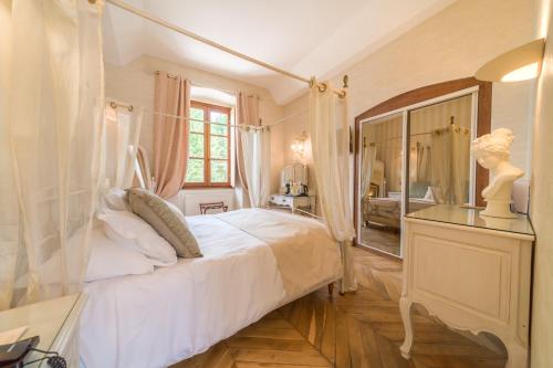 Chateau Chapeau Cornu in Vignieu