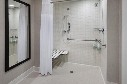 Residence Inn by Marriott Fairfax City - image 8