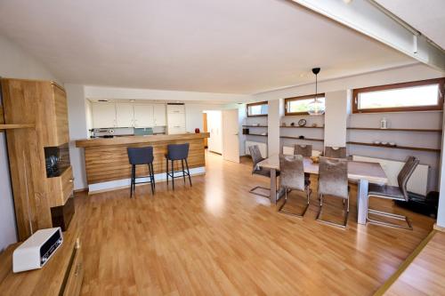 PanoramaSicht - Daun von oben PanoramaSicht - Daun von oben