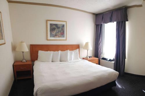 Days Inn by Wyndham Drayton Valley