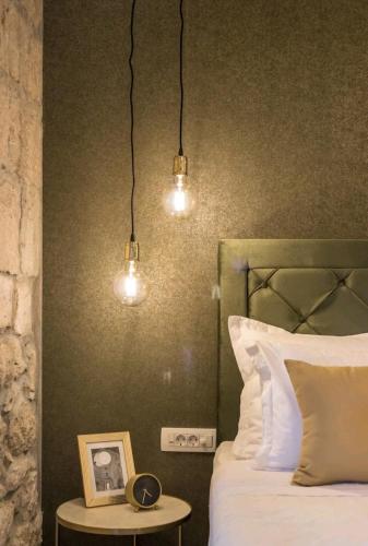 Old town vibes for 2, luxury room with sea view, Split (photo 10)