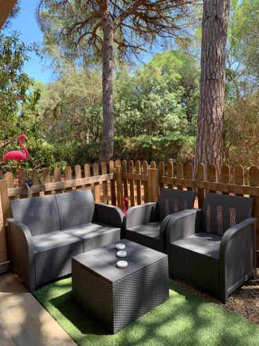 Studio climatise avec piscine near Les Pins Parasols