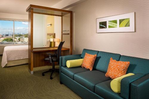 SpringHill Suites by Marriott New York LaGuardia Airport