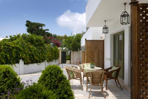 Kouneni Apartments - image 4