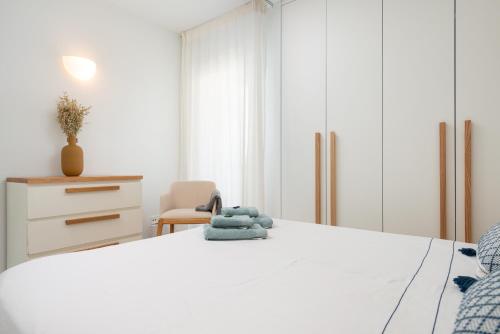 Apartment Blue View - image 2