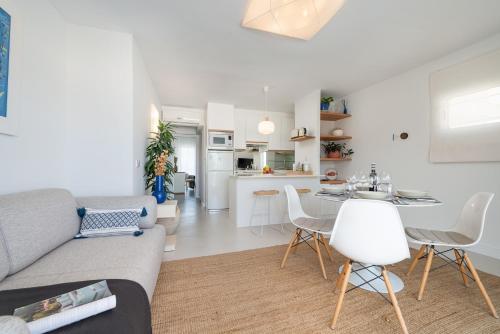 Apartment Blue View - image 8