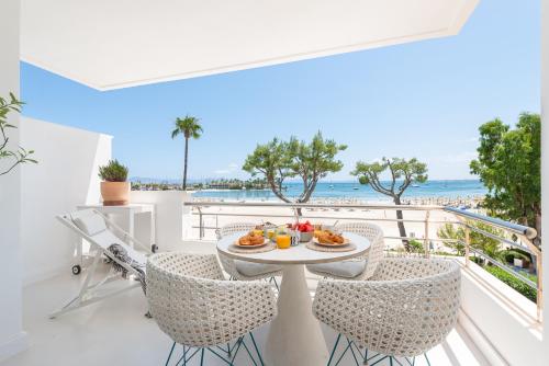 Apartment Blue View - image 13
