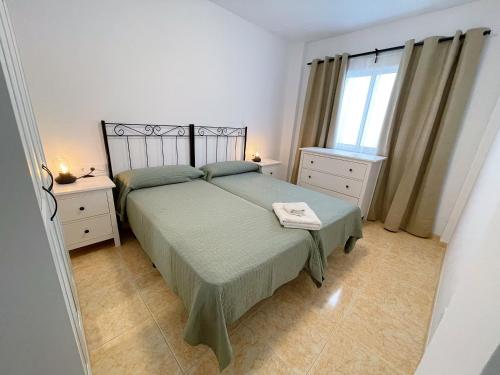 One-Bedroom Apartment image 8