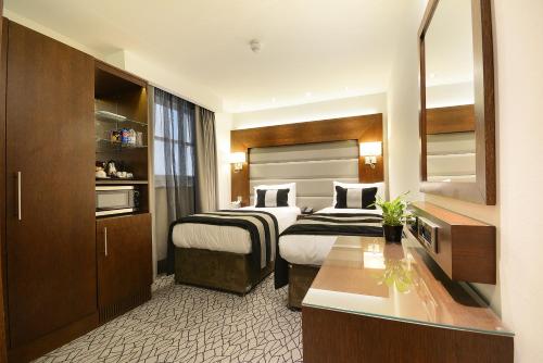 Park Grand Paddington Court – London
