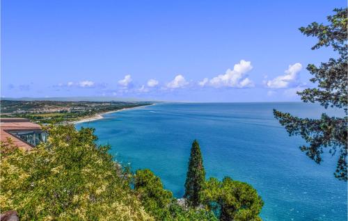  Stunning Apartment In Staletti With Wifi And 3 Bedrooms, Unterkunft in Stalettì