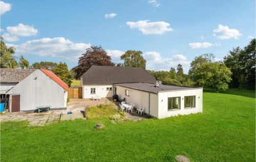 5 Bedroom Cozy Home In Odense N