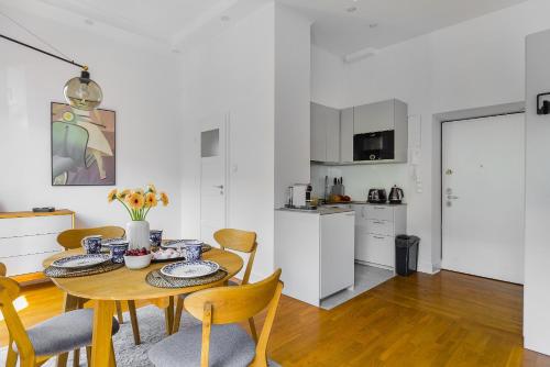 Two-bedroom apartment WARECKA by P&O Serviced Apartments - image 13