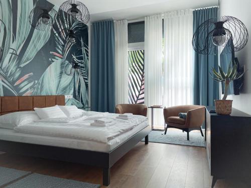 Botaniq Room in โอวารอส