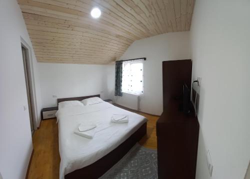 Double or Twin Room with Garden View