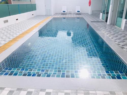 アイチェック イン セントラル パトン16