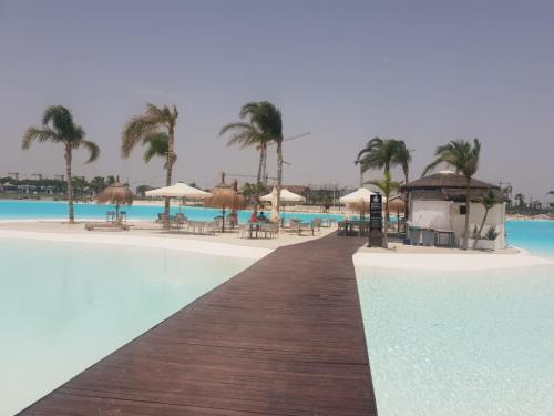 ห้องอาหาร, Santa Rosalia Lake & Life Resort Jacuzzi penthouse Golf in ทอร์เรพาเชโก