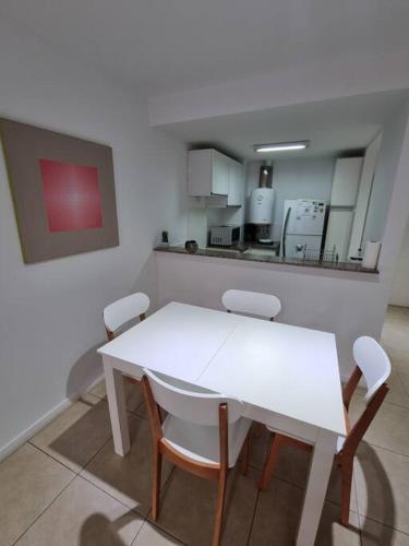 One-Bedroom Apartment image 1