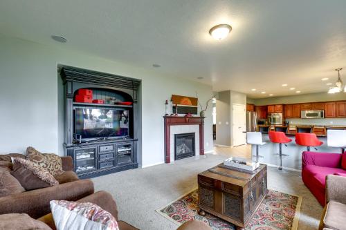 Spacious Vacation Rental Near Utah Lake!