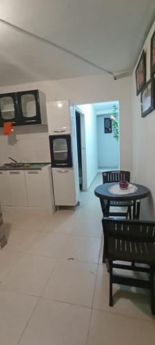 One-Bedroom Apartment image 5