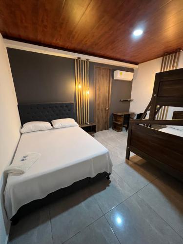 2 double beds, 1 twin bed