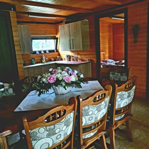 Cabana cu Mesteceni in Glod