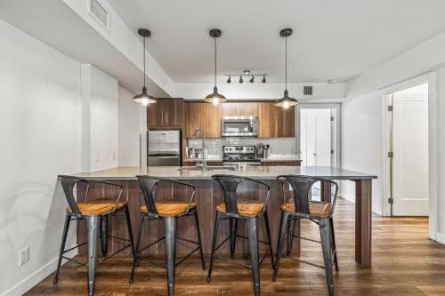 One-Bedroom Apartment - Self Check-In  image 8