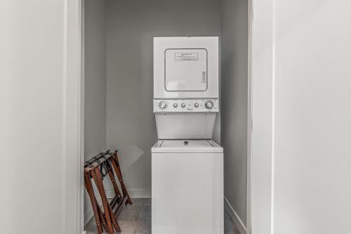 Three-Bedroom Apartment - Self Check-In  room in Basecamp Resorts Canmore