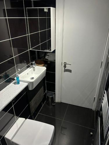 Twin Room With En-Suite, Edinburgh (fotografie 9)