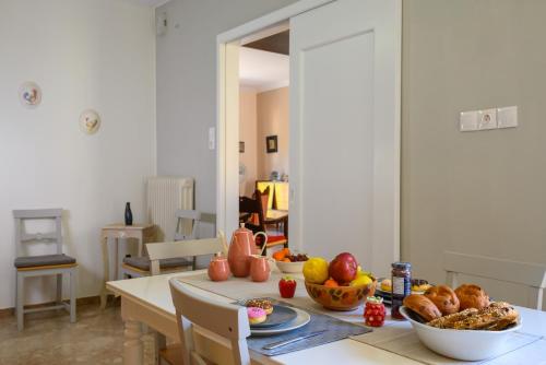 Kitchen, Mansion House in Neapoli