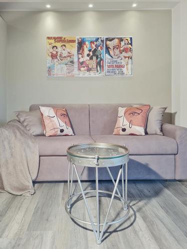 Flat 252 Sorrento Apartments - Tap to explore photos