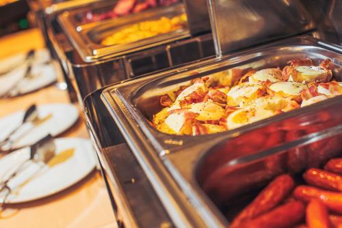 อาหารและเครื่องดื่ม, Botaniq Room in โอวารอส