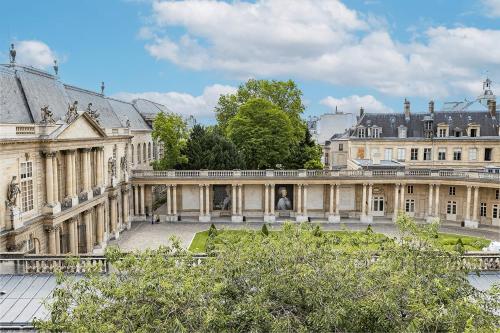 Empire - Location saisonnière - Paris