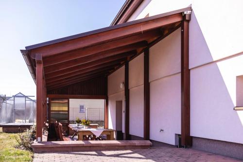 Viesnīcas āriene, Ubytovani U Vavru in Pluhův Žďár