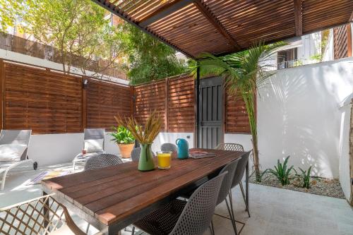 Apartment with Terrace 8 image 8