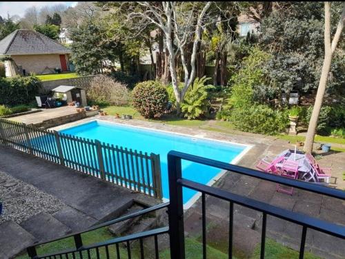 Beautiful 1-Bedroom Apartment with Pool - Great Ferry offers