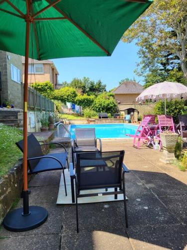 Beautiful 1-Bedroom Apartment with Pool - Great Ferry offers